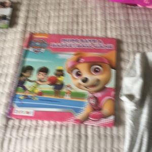 Paw patrol book
